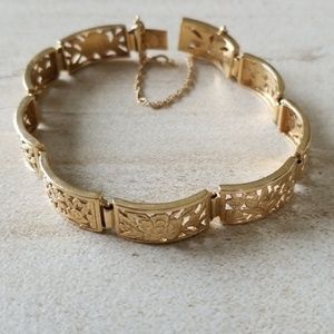 Mings vintage retired chinese link bracelet